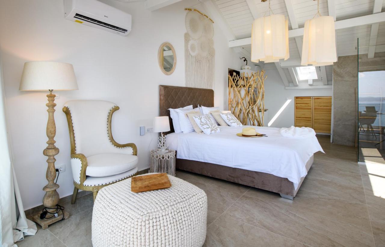 Gallery Luxury Suites & Rooms-Only Adults Split Eksteriør bilde
