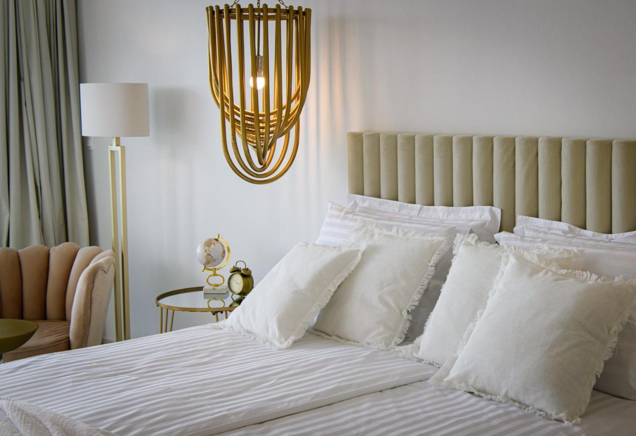 Gallery Luxury Suites & Rooms-Only Adults Split Eksteriør bilde