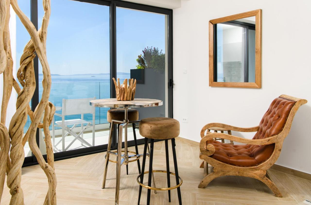 Gallery Luxury Suites & Rooms-Only Adults Split Eksteriør bilde