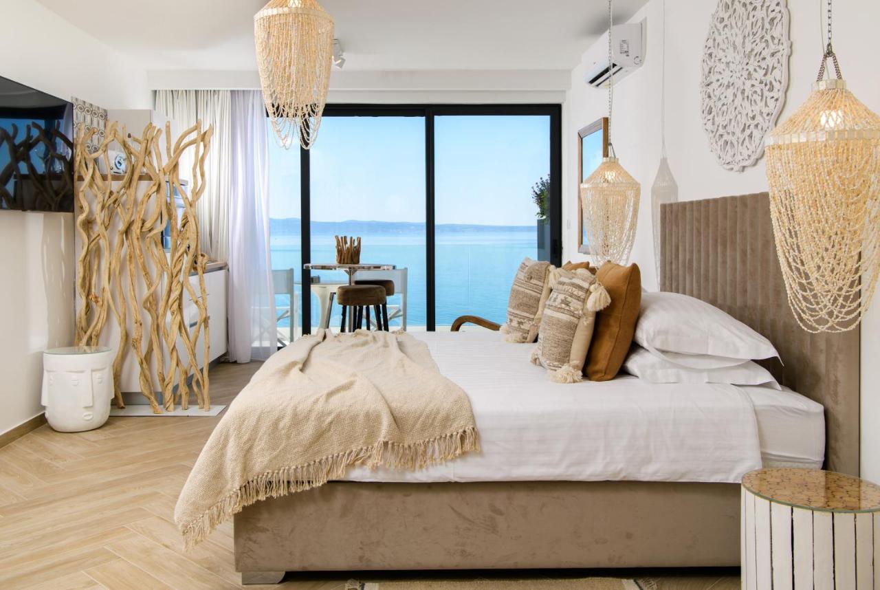 Gallery Luxury Suites & Rooms-Only Adults Split Eksteriør bilde