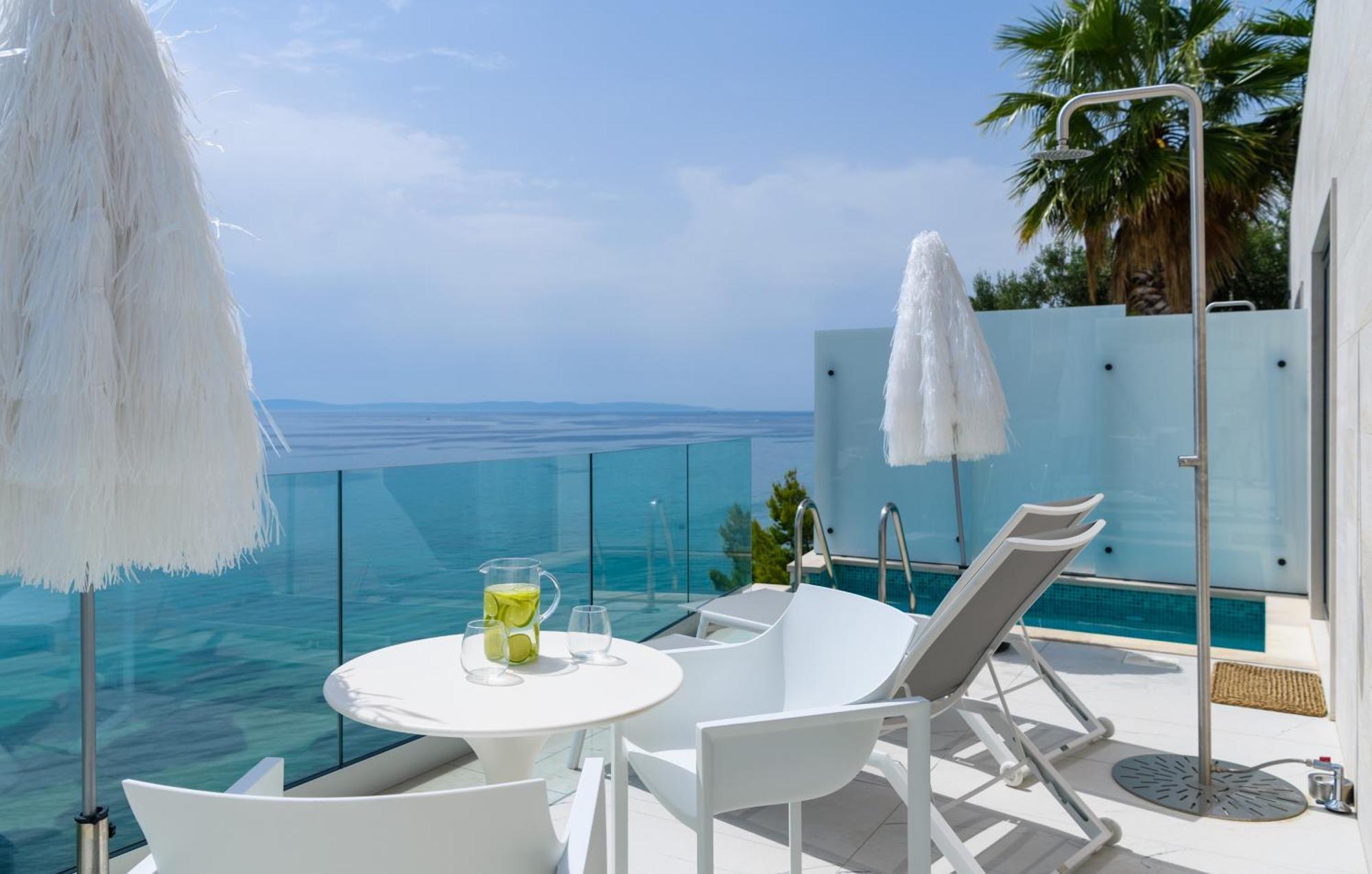 Gallery Luxury Suites & Rooms-Only Adults Split Eksteriør bilde