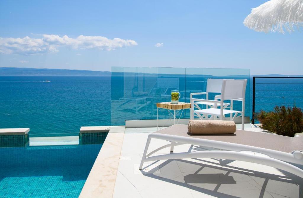 Gallery Luxury Suites & Rooms-Only Adults Split Eksteriør bilde