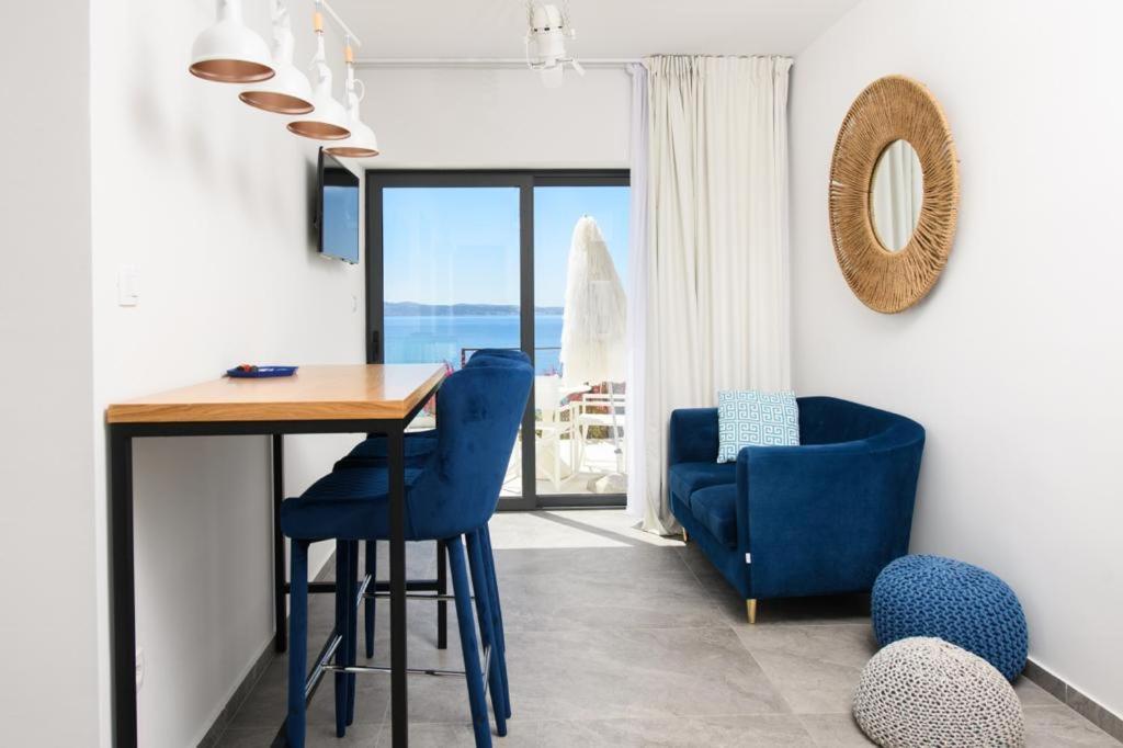 Gallery Luxury Suites & Rooms-Only Adults Split Eksteriør bilde