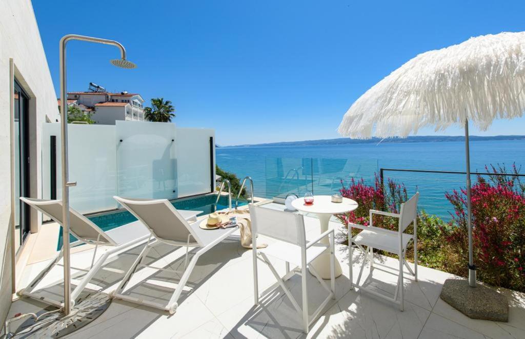 Gallery Luxury Suites & Rooms-Only Adults Split Eksteriør bilde