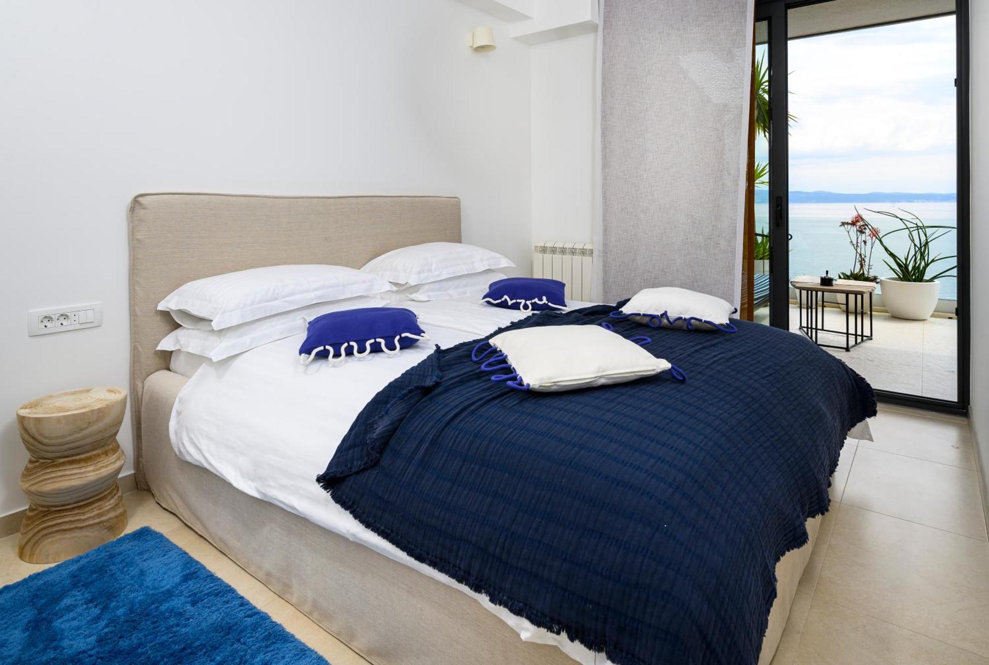 Gallery Luxury Suites & Rooms-Only Adults Split Eksteriør bilde