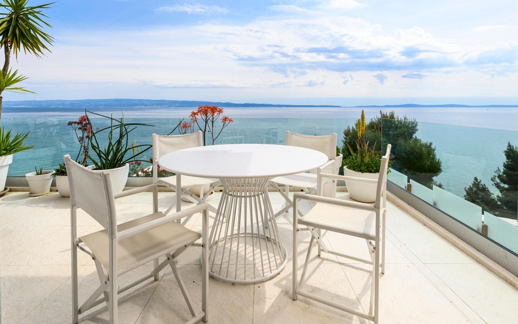Gallery Luxury Suites & Rooms-Only Adults Split Eksteriør bilde